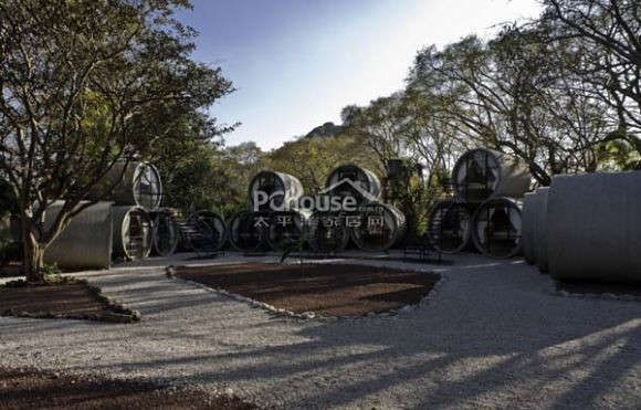 如此新鮮鋼管屋你敢住嗎 打造Tubo生態(tài)旅店